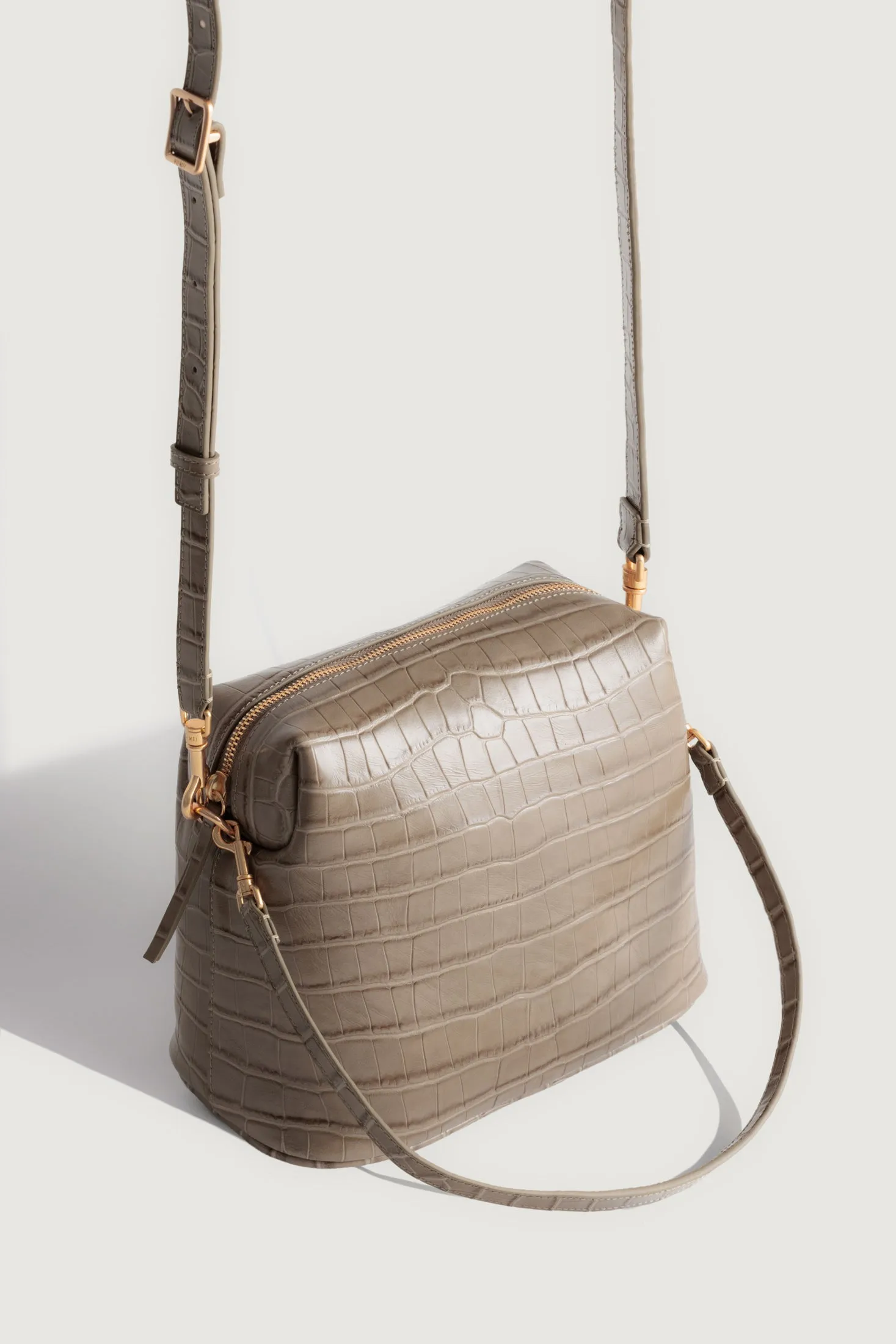 Yu Mei Ch'lita Bag - Dune Croc