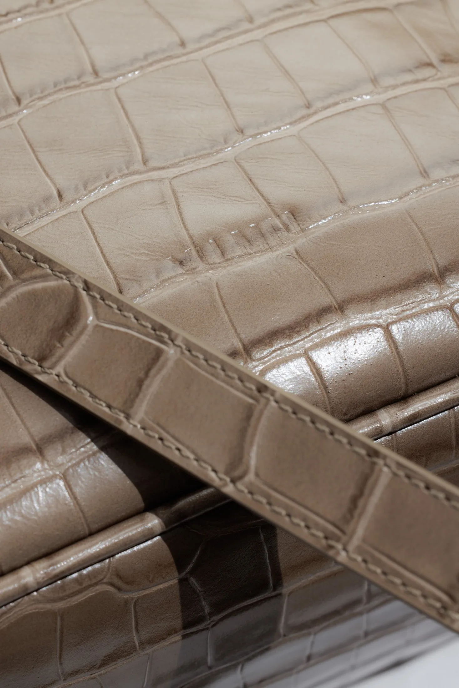 Yu Mei Ch'lita Bag - Dune Croc