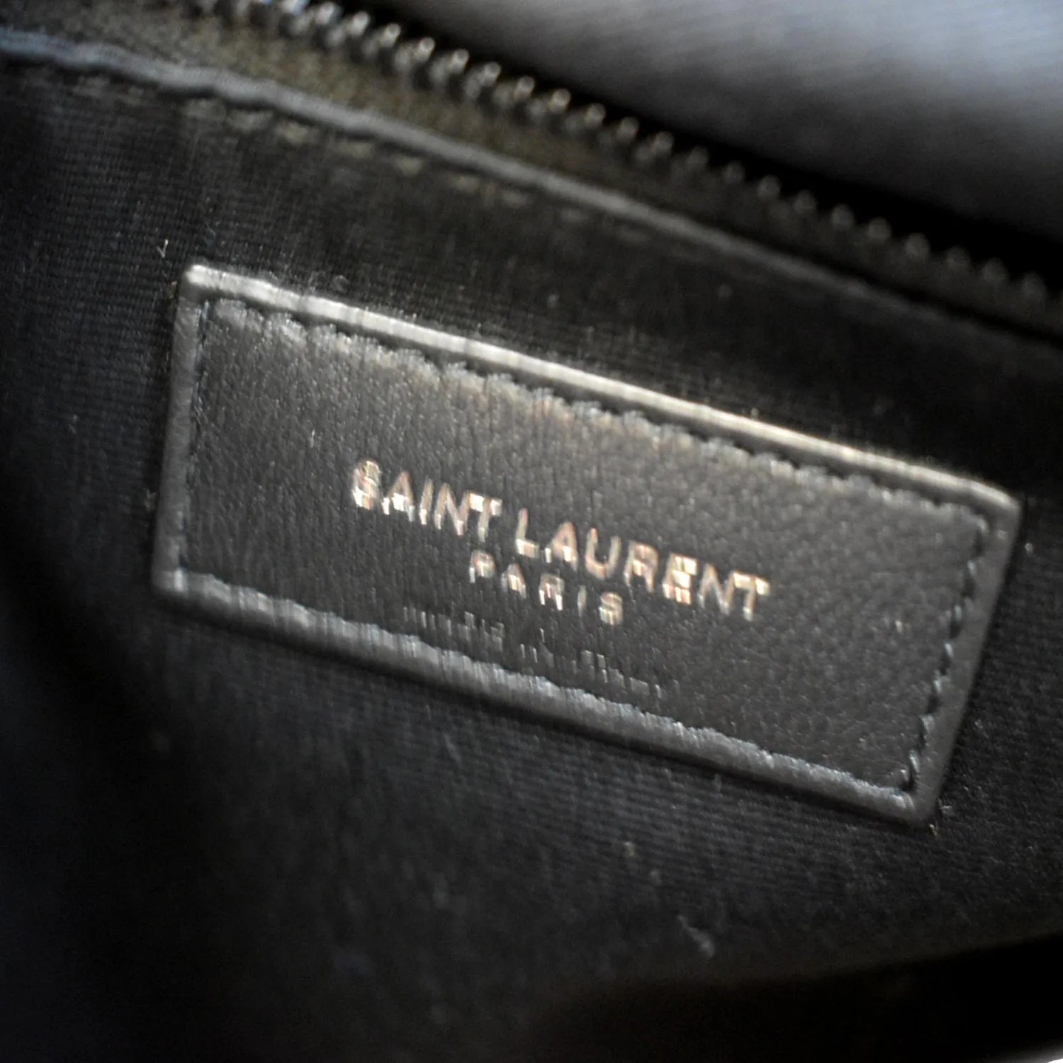 YVES SAINT LAURENT Large Loulou Matelasse Leather Chain Shoulder Bag Black